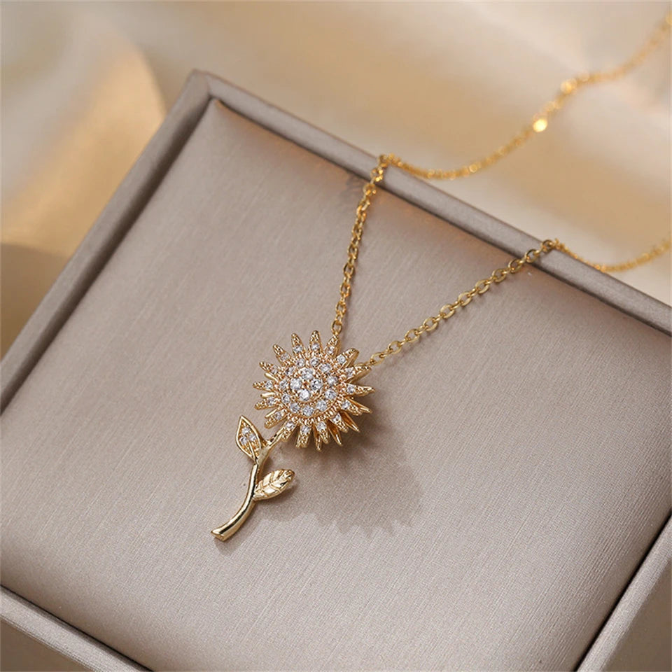 Zircon Sunflower Pendant Necklace: Fashion Party Jewelry